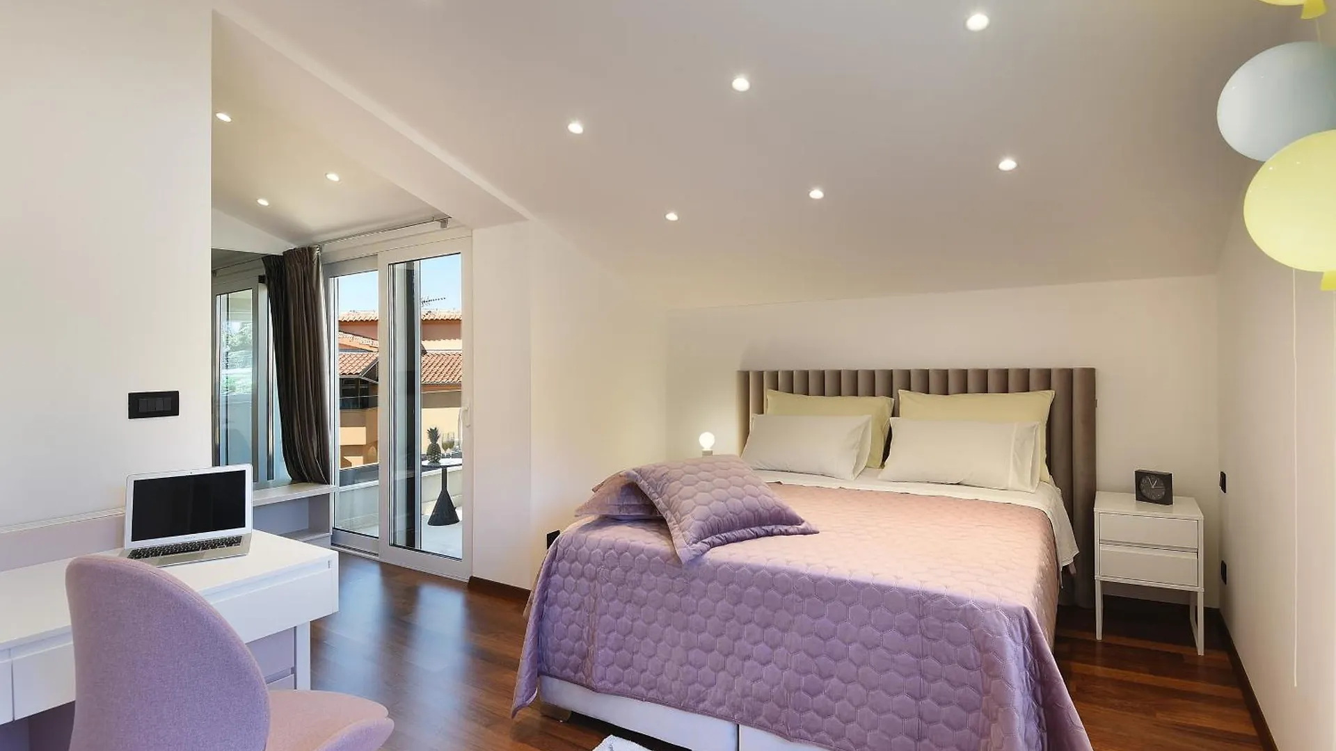 Villa Forest Bay Near Pula For 8 People - Only 300 Meters From The Beach Vinkuran